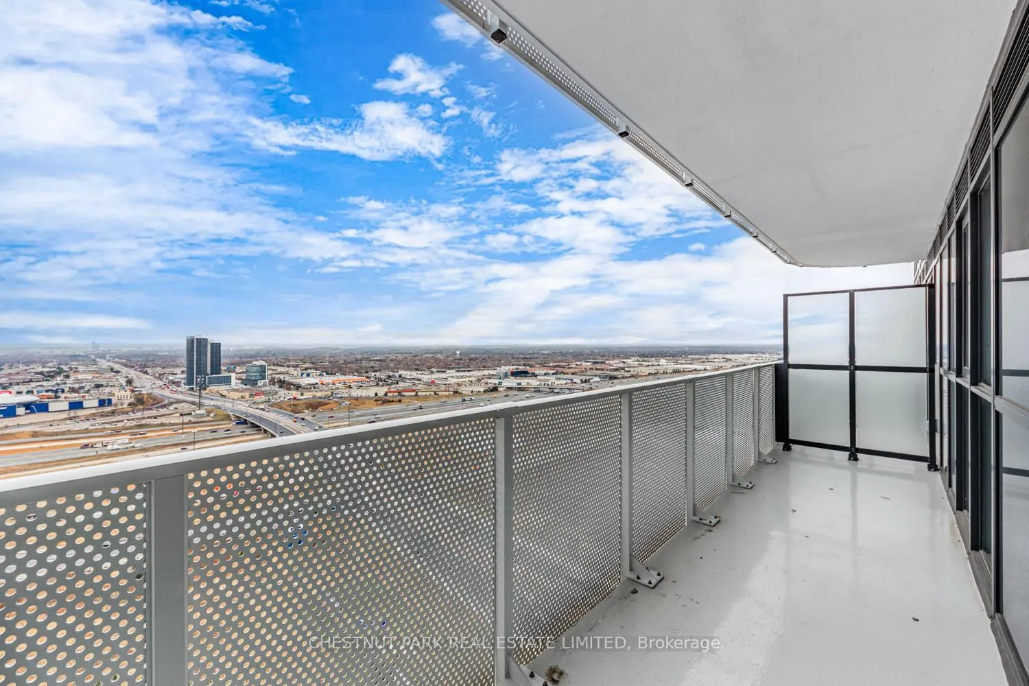 Photo 13 of Unit 3610, 195 Commerce Street, Vaughan, Vaughan Corporate Centre — HOMEH