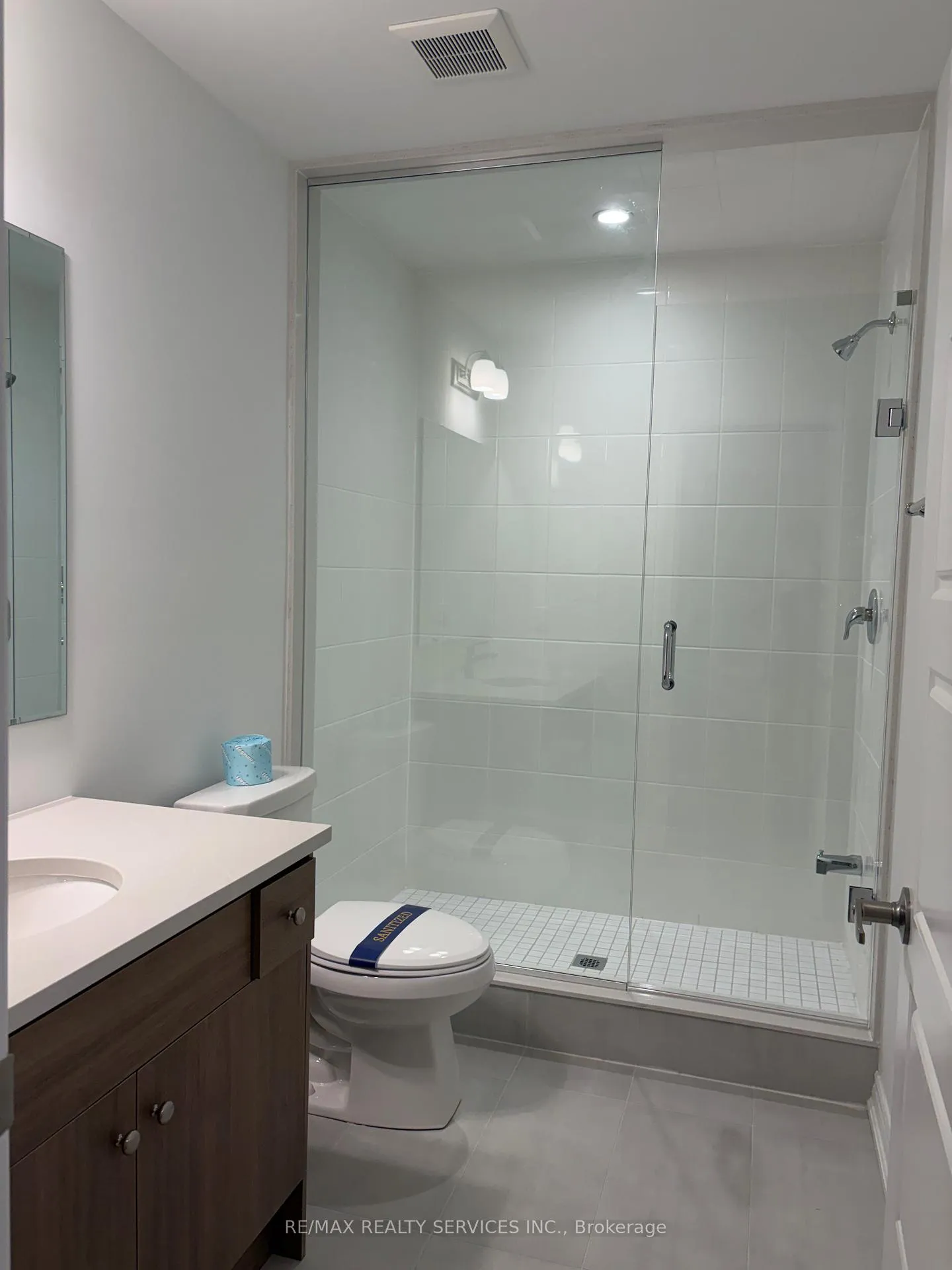 Photo 22 of 92 Yorkshire Drive, Barrie, Rural Barrie Southeast — HOMEH