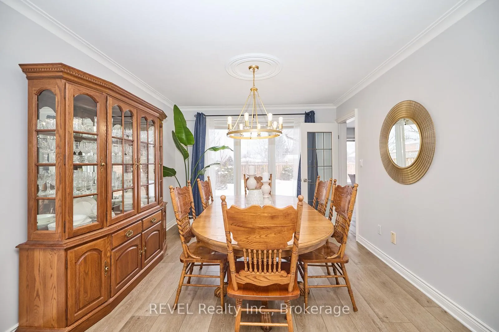 Photo 12 of 8007 Oakridge Drive, Niagara Falls, Mt. Carmel — HOMEH