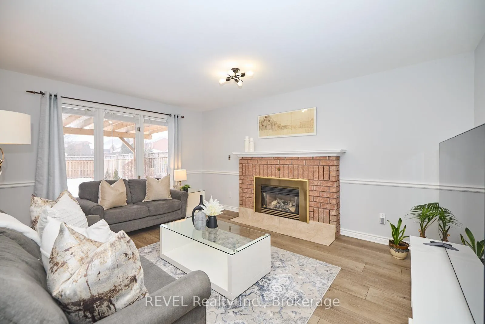 Photo 21 of 8007 Oakridge Drive, Niagara Falls, Mt. Carmel — HOMEH
