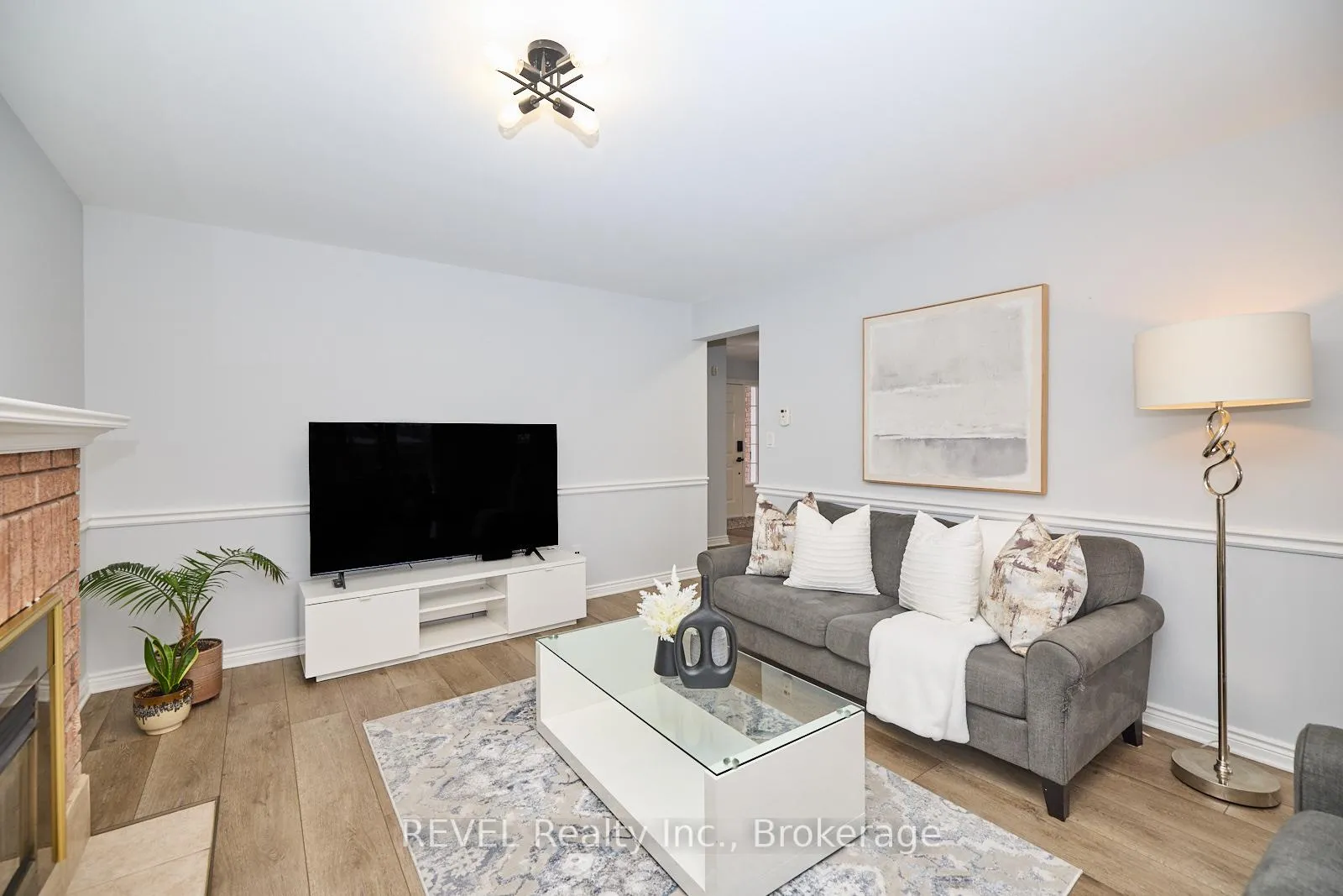 Photo 22 of 8007 Oakridge Drive, Niagara Falls, Mt. Carmel — HOMEH
