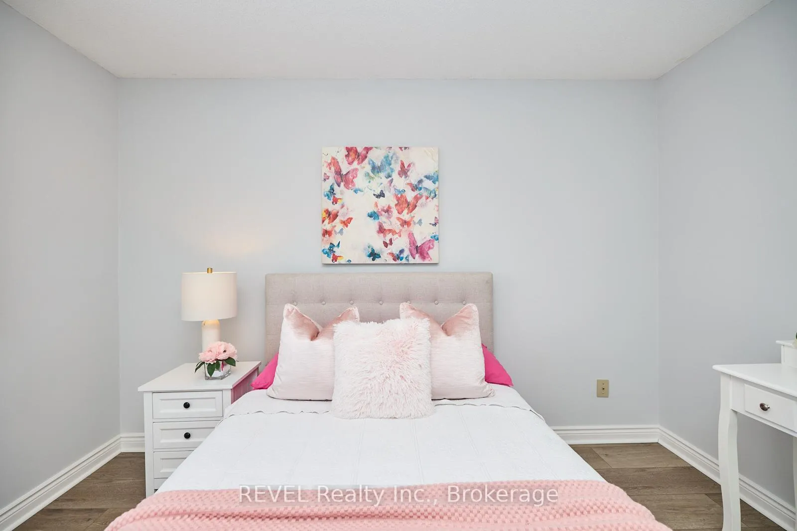 Photo 34 of 8007 Oakridge Drive, Niagara Falls, Mt. Carmel — HOMEH