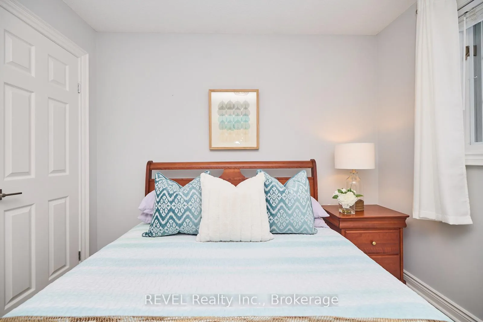 Photo 41 of 8007 Oakridge Drive, Niagara Falls, Mt. Carmel — HOMEH