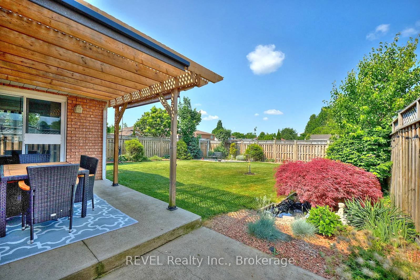 Photo 43 of 8007 Oakridge Drive, Niagara Falls, Mt. Carmel — HOMEH