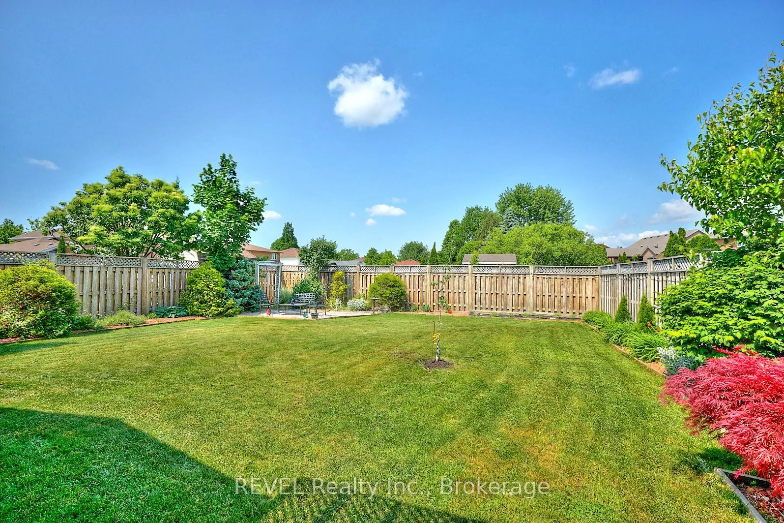 Photo 45 of 8007 Oakridge Drive, Niagara Falls, Mt. Carmel — HOMEH