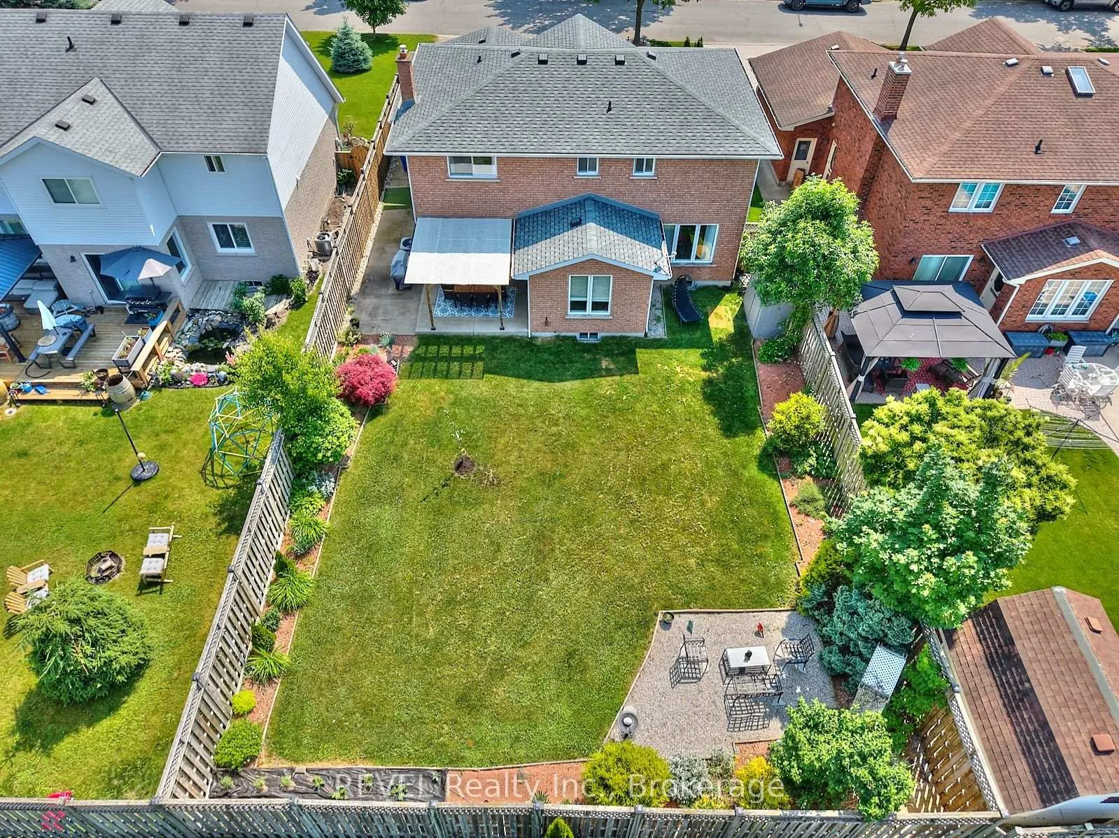 Photo 49 of 8007 Oakridge Drive, Niagara Falls, Mt. Carmel — HOMEH