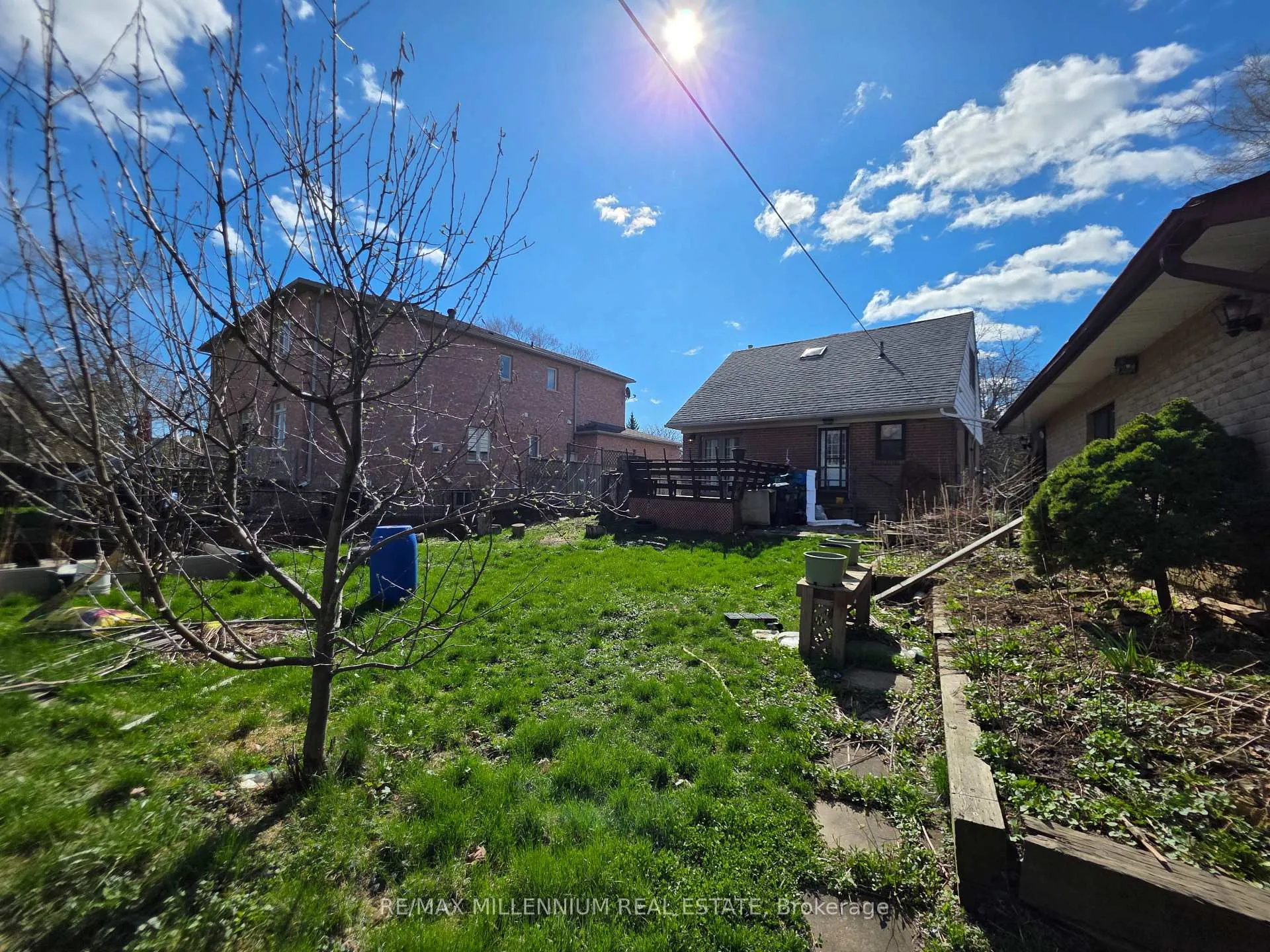 Photo 21 of 12 Todd Brook Drive, Etobicoke, Thistletown-Beaumonde Heights — HOMEH