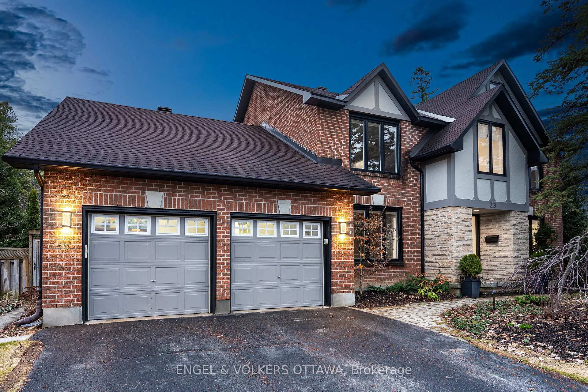 Photo 2 of 23 Pinecone Trail, Ottawa, Stittsville (Central) — HOMEH
