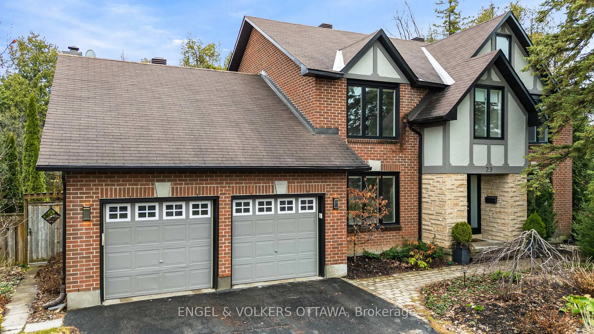 Photo 3 of 23 Pinecone Trail, Ottawa, Stittsville (Central) — HOMEH