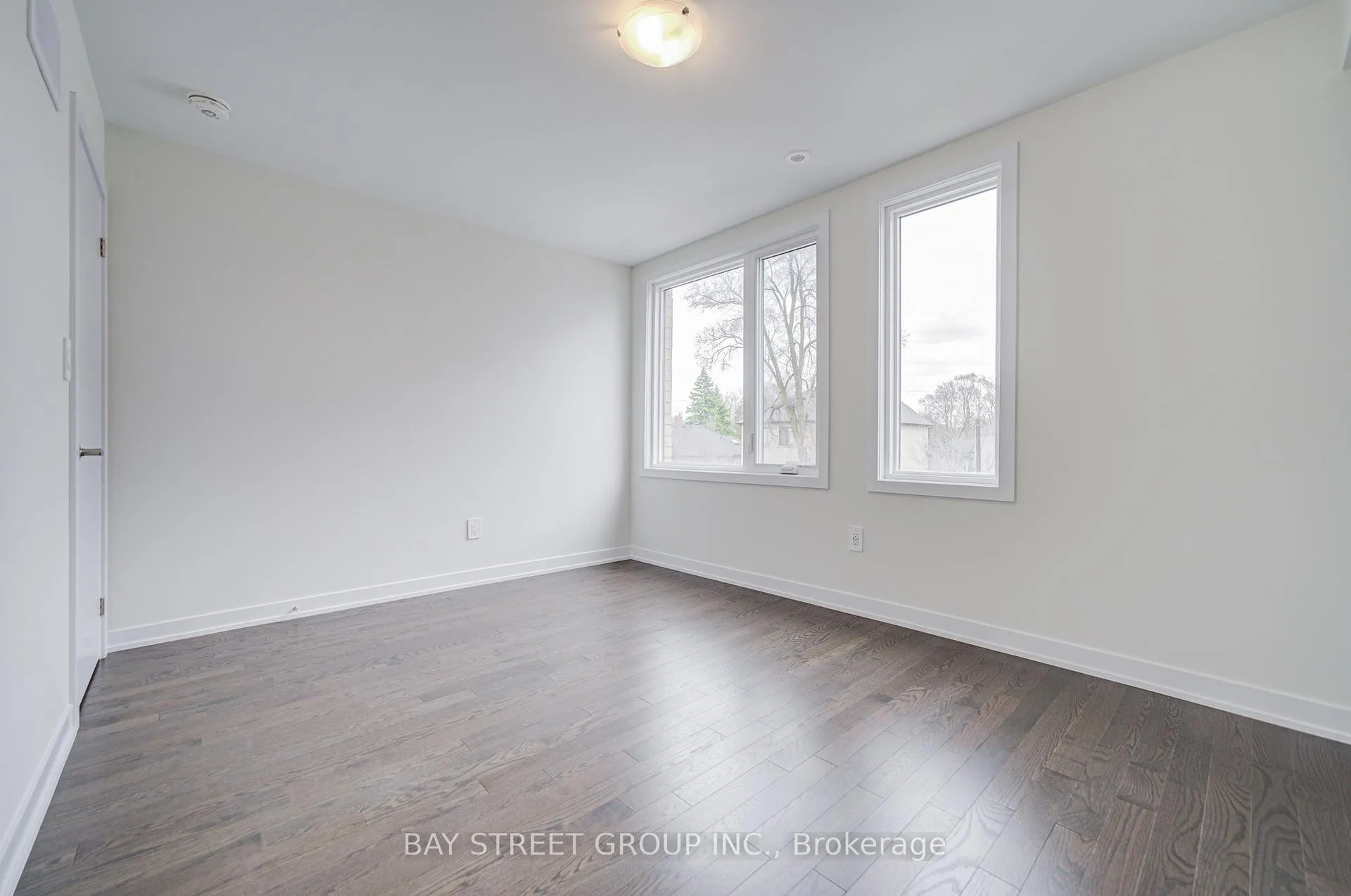 Photo 31 of 414 Lawrence Heights Way, Toronto, Englemount-Lawrence — HOMEH