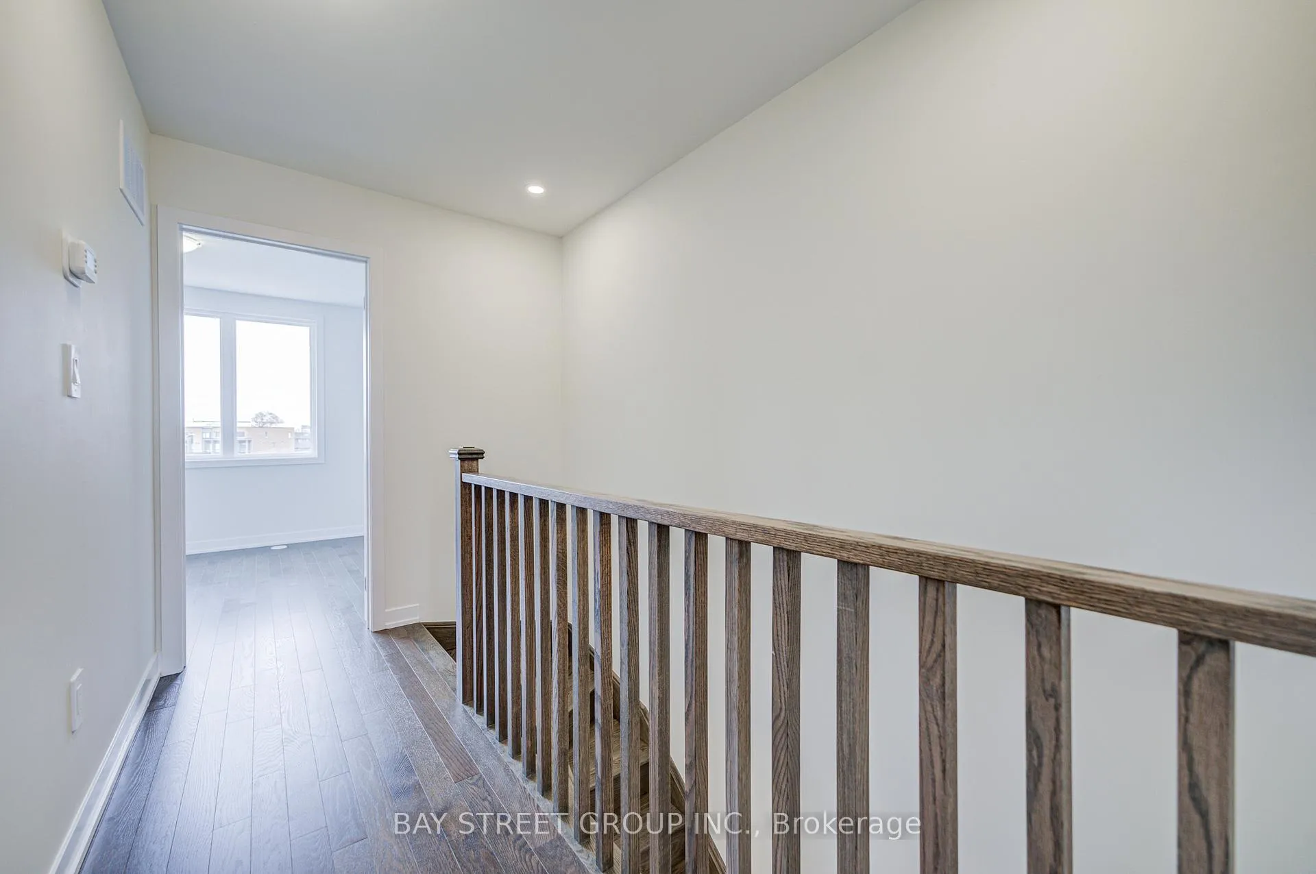Photo 33 of 414 Lawrence Heights Way, Toronto, Englemount-Lawrence — HOMEH