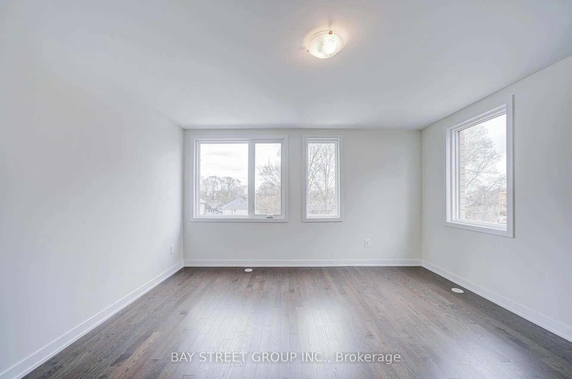 Photo 34 of 414 Lawrence Heights Way, Toronto, Englemount-Lawrence — HOMEH