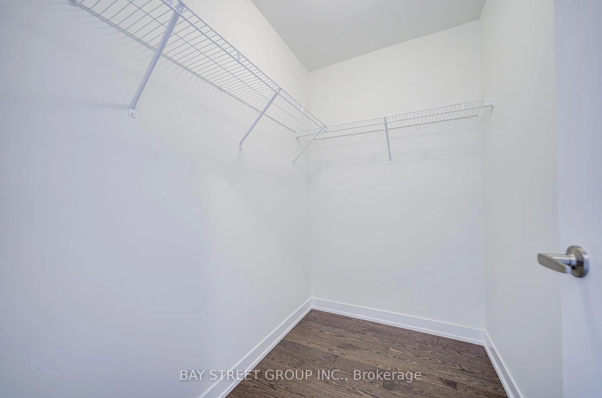 Photo 38 of 414 Lawrence Heights Way, Toronto, Englemount-Lawrence — HOMEH