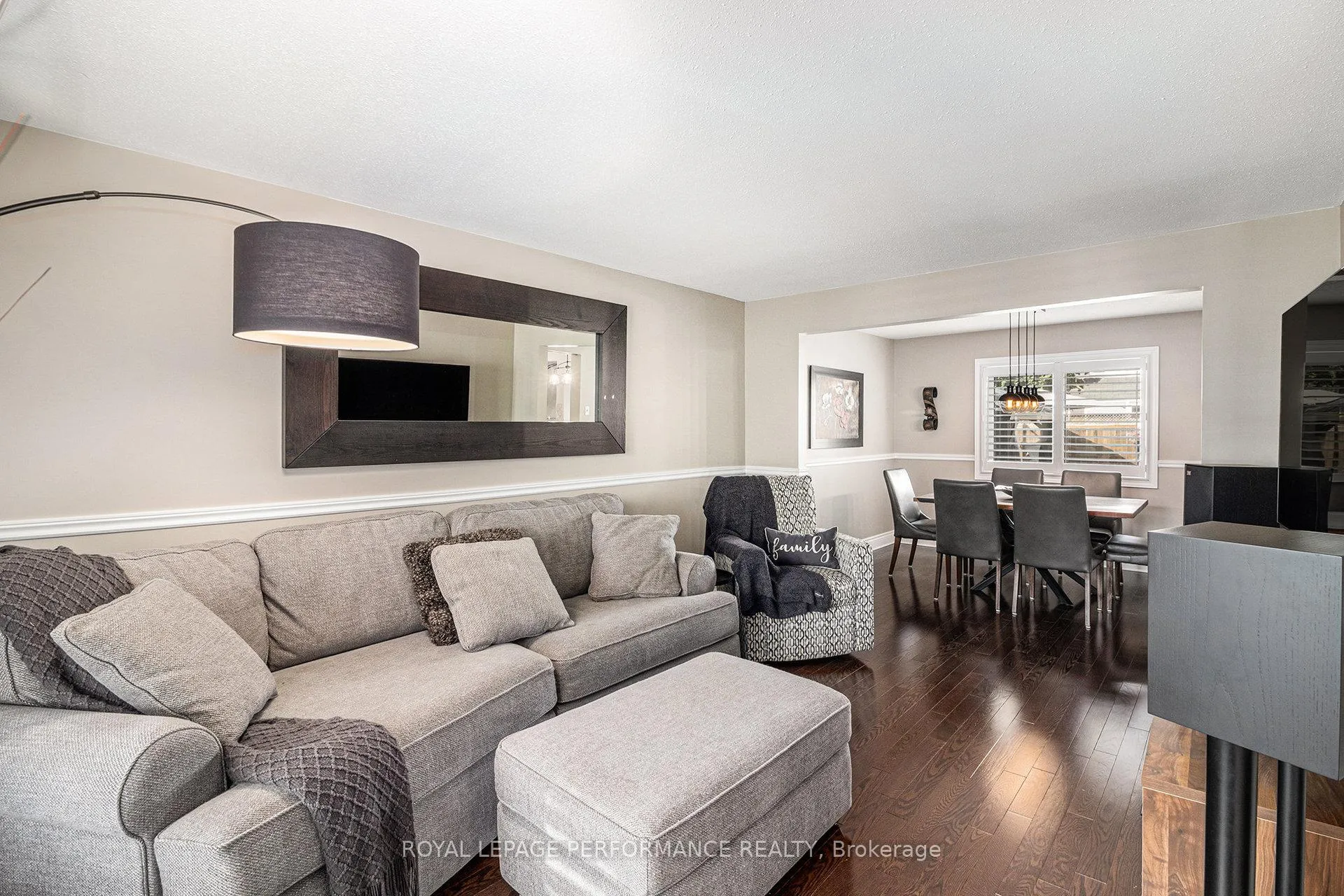 Photo 10 of 653 Thicket Way, Ottawa, Fallingbrook/Gardenway South — HOMEH