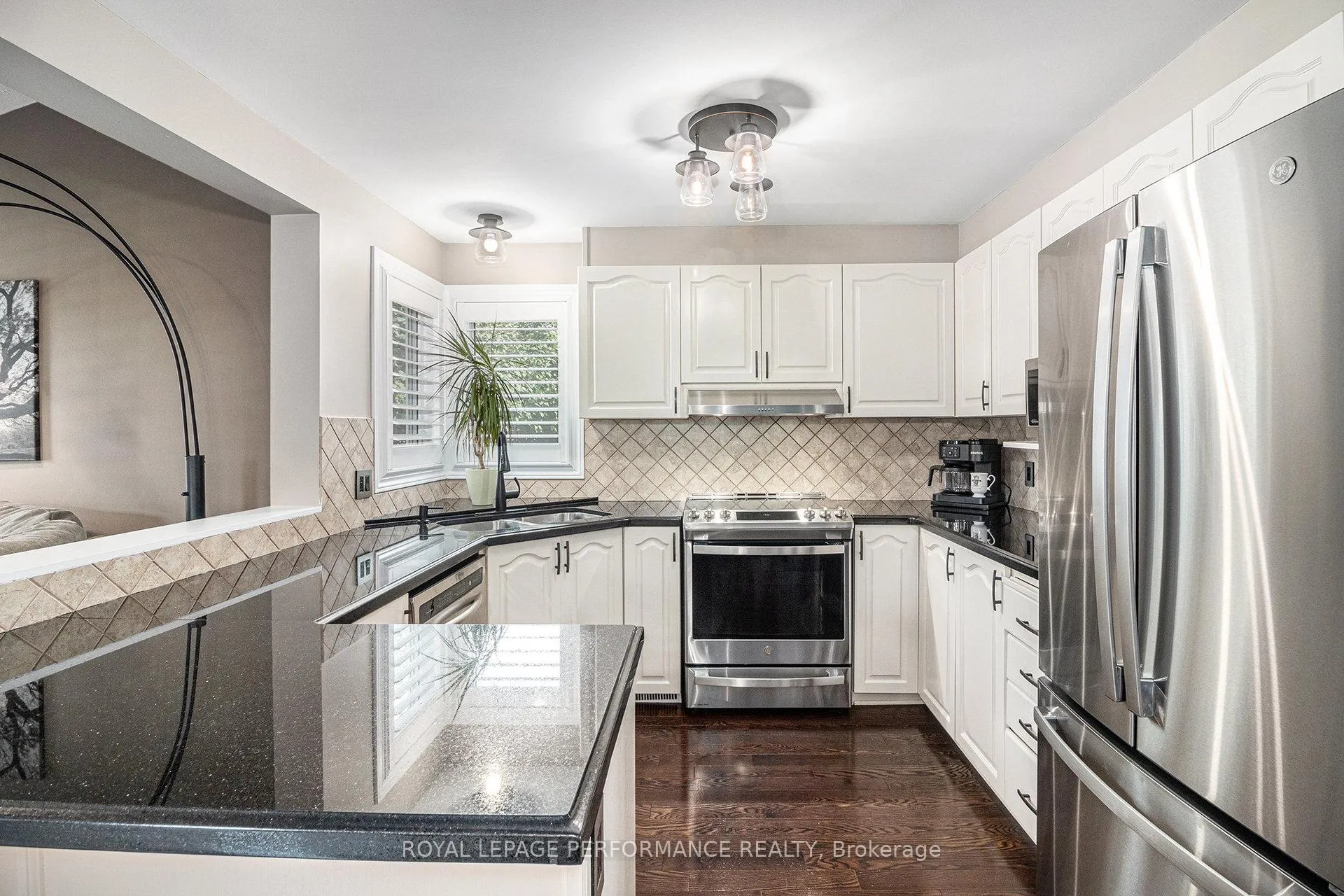 Photo 16 of 653 Thicket Way, Ottawa, Fallingbrook/Gardenway South — HOMEH