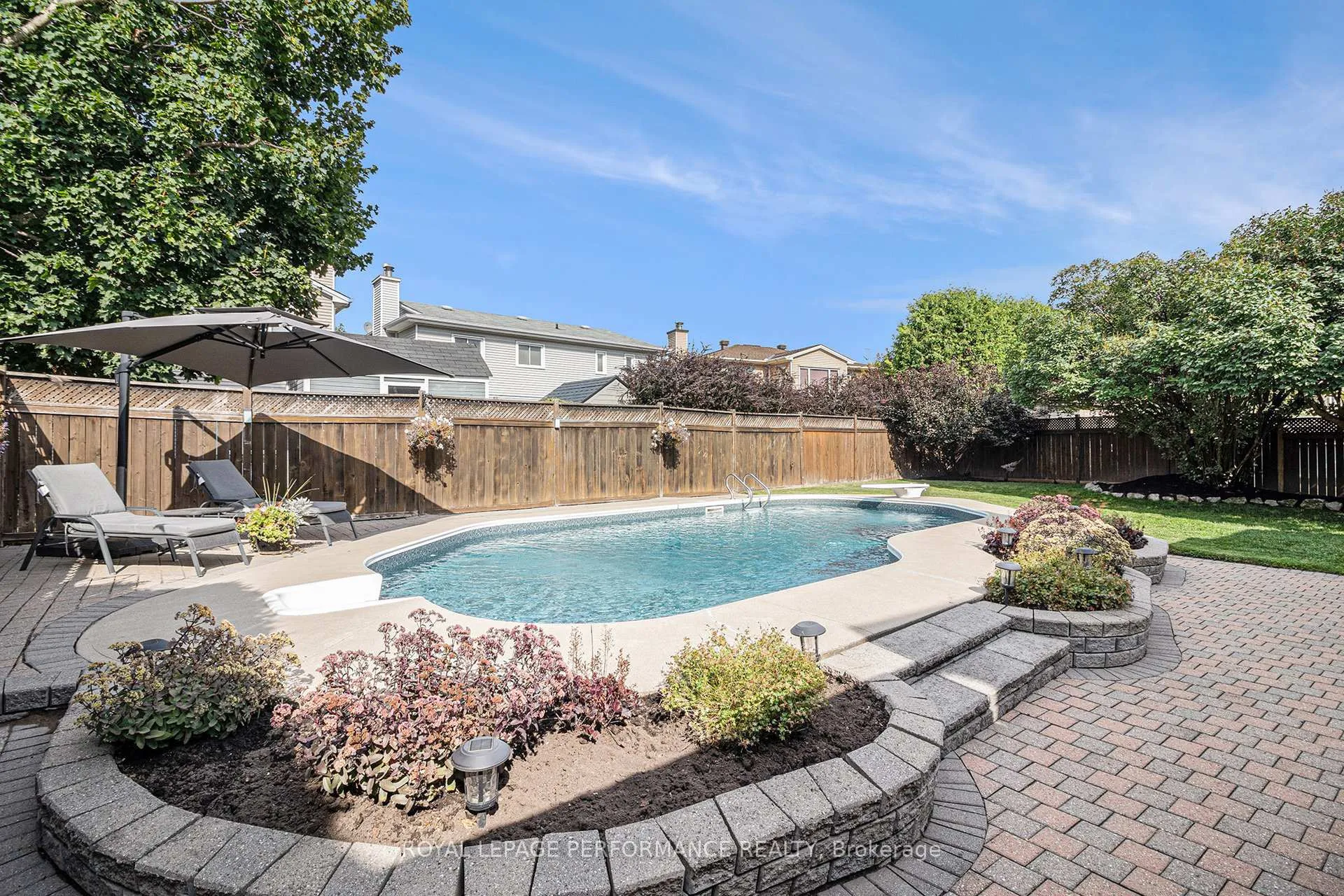 Photo 37 of 653 Thicket Way, Ottawa, Fallingbrook/Gardenway South — HOMEH