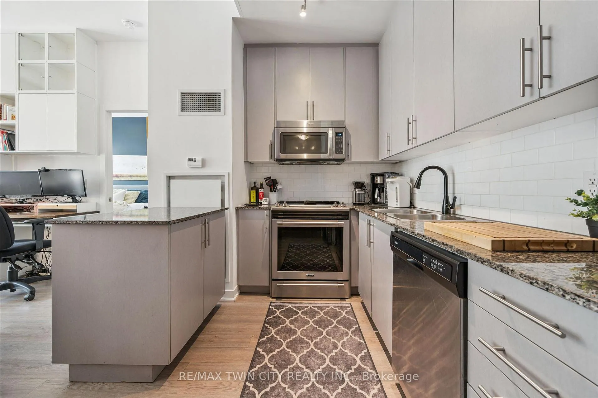 Photo 6 of Unit 103, 85 Duke Street W, Kitchener, City Commercial Core — HOMEH