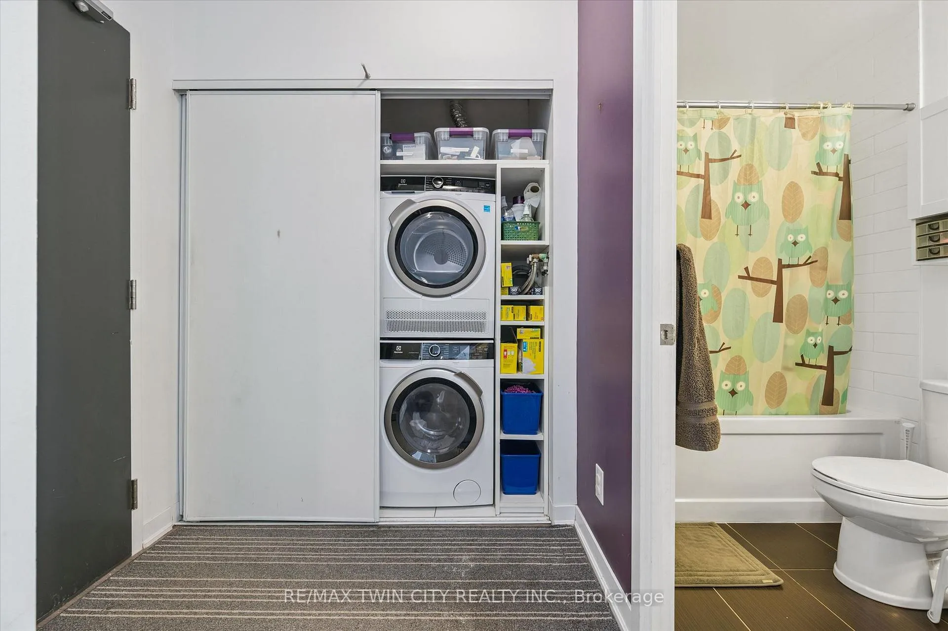 Photo 19 of Unit 103, 85 Duke Street W, Kitchener, City Commercial Core — HOMEH