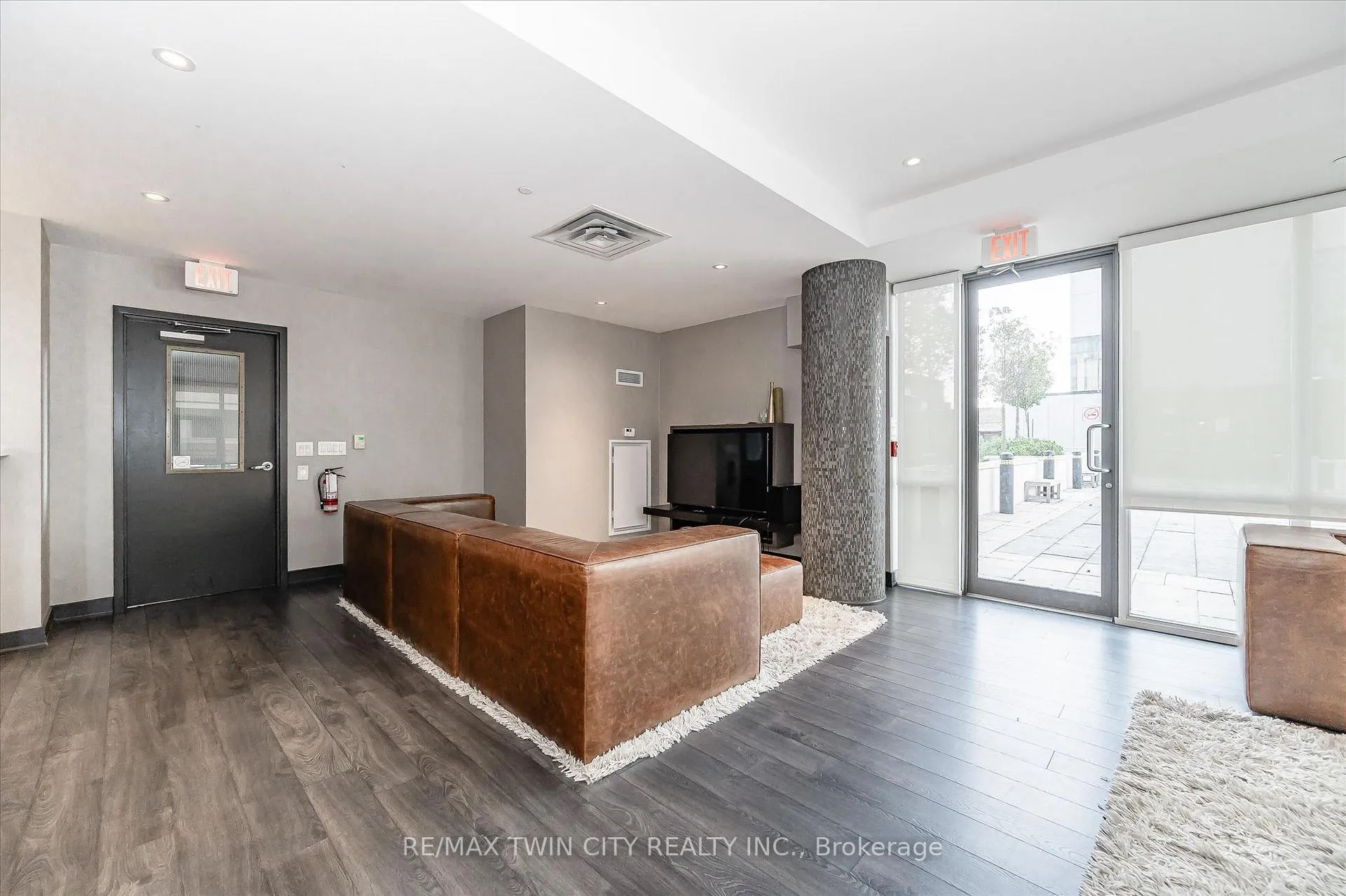 Photo 25 of Unit 103, 85 Duke Street W, Kitchener, City Commercial Core — HOMEH
