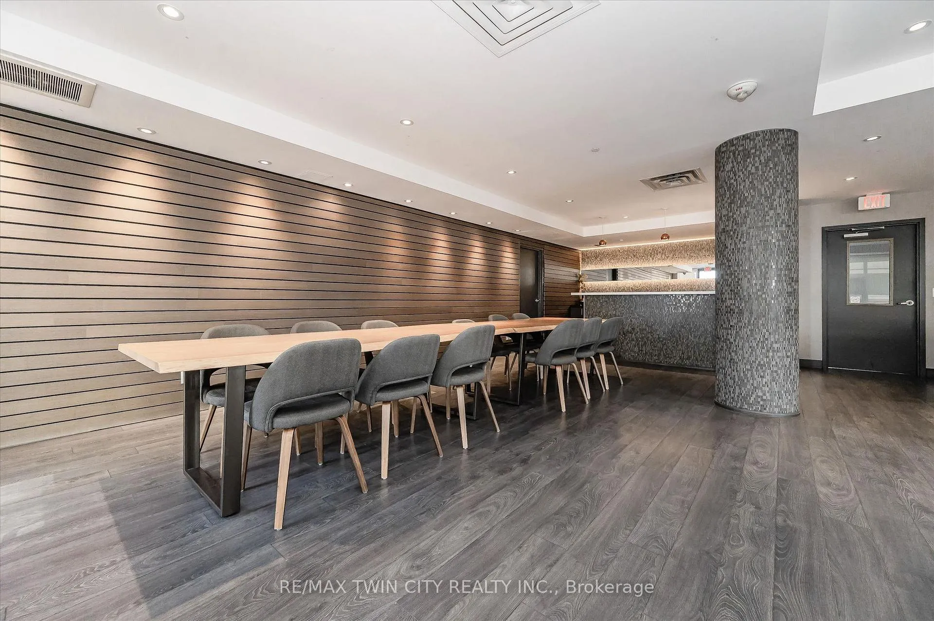 Photo 27 of Unit 103, 85 Duke Street W, Kitchener, City Commercial Core — HOMEH