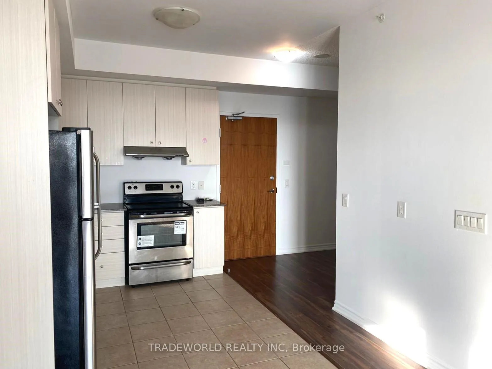 Photo 5 of Unit 712, 8323 Kennedy Road, Markham, Village Green-South Unionville — HOMEH