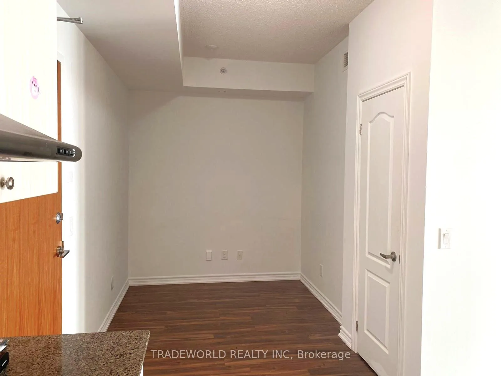 Photo 7 of Unit 712, 8323 Kennedy Road, Markham, Village Green-South Unionville — HOMEH