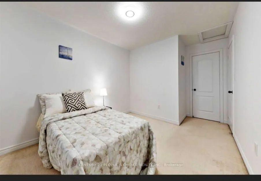 Photo 15 of 80 Lorenzo Circle, Brampton, Sandringham-Wellington — HOMEH
