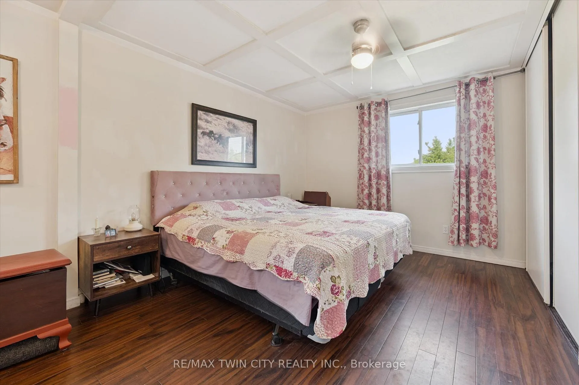 Photo 18 of 31 Saxony Circle, Cambridge, Blair Road — HOMEH