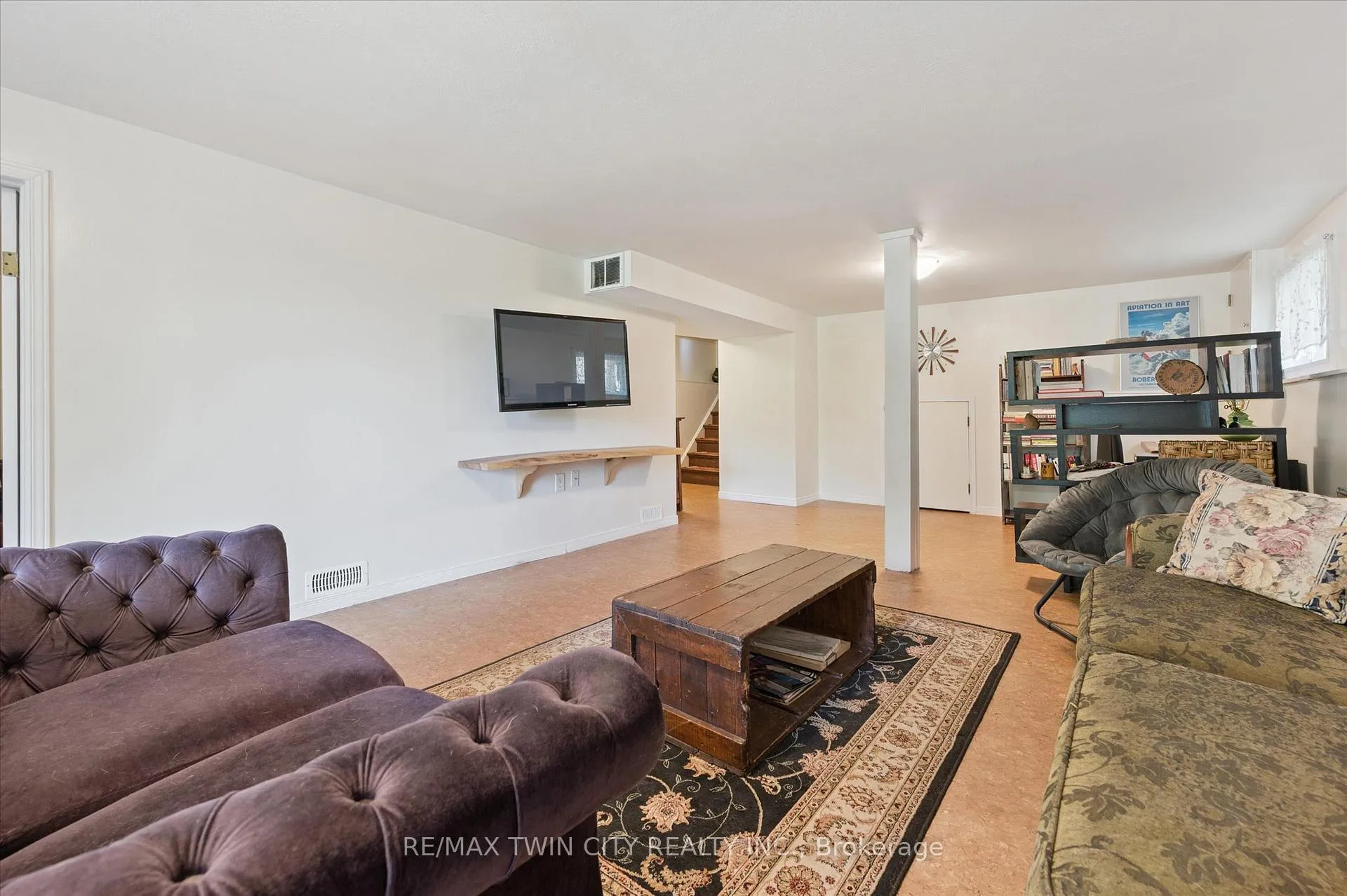 Photo 24 of 31 Saxony Circle, Cambridge, Blair Road — HOMEH