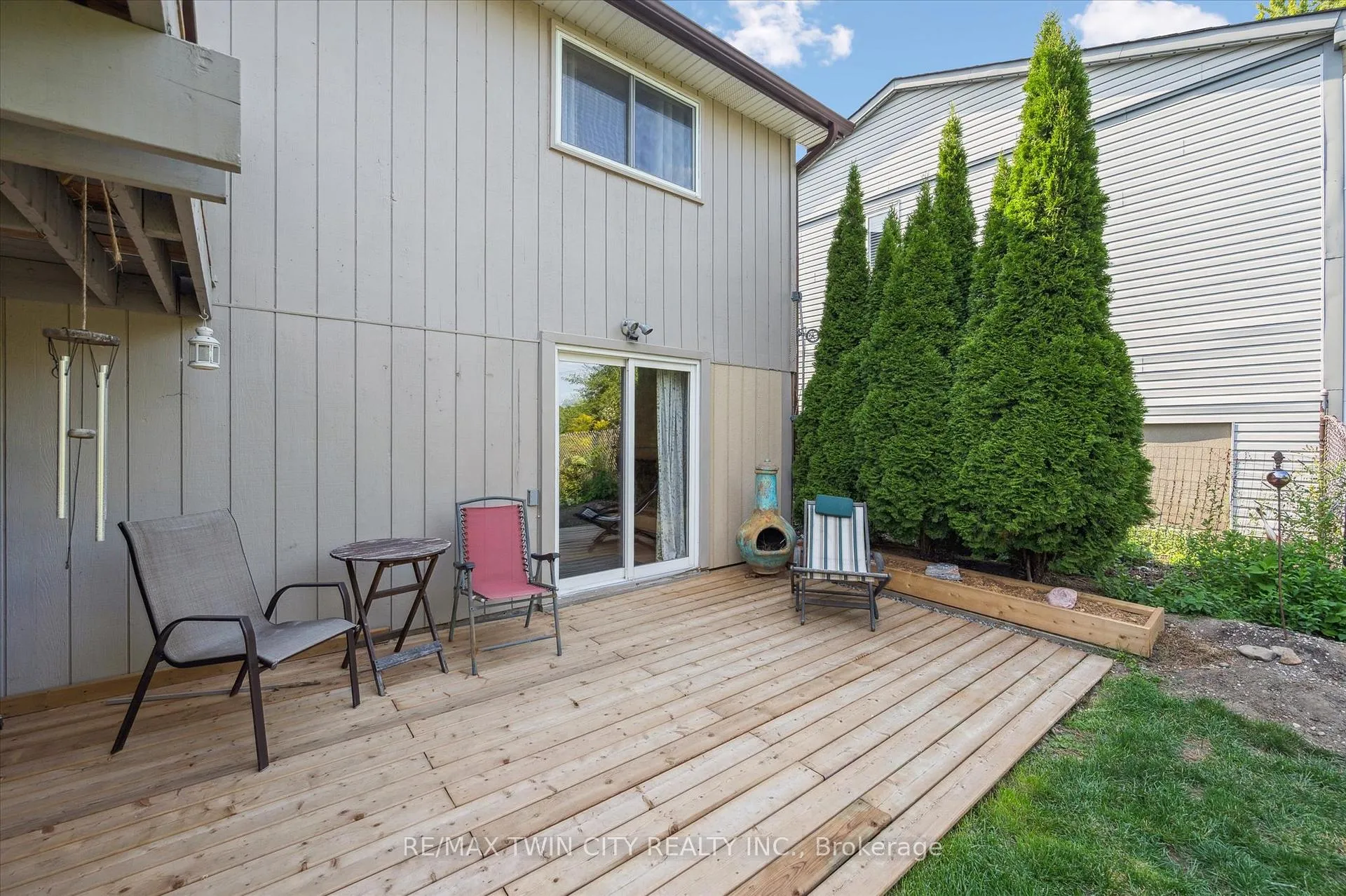 Photo 35 of 31 Saxony Circle, Cambridge, Blair Road — HOMEH