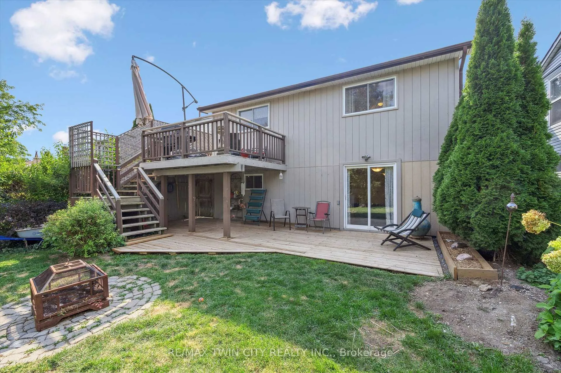 Photo 36 of 31 Saxony Circle, Cambridge, Blair Road — HOMEH