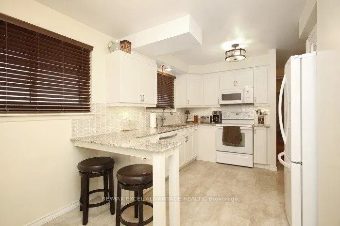 Photo 4 of Unit Main, 988 Ronlea Avenue, Oshawa, Donevan — HOMEH