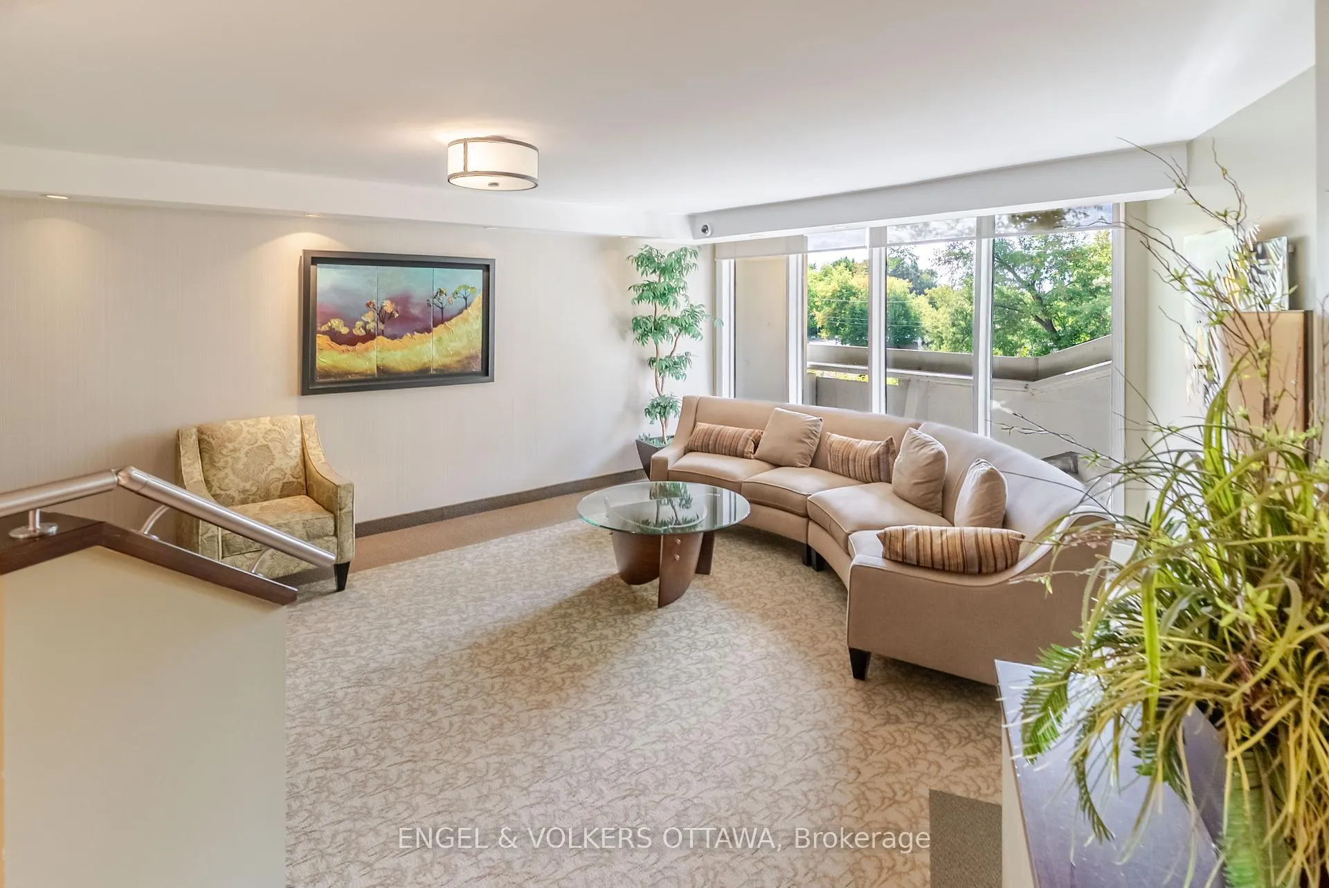 Photo 5 of Unit 606, 1171 Ambleside Drive, Ottawa, Woodroffe — HOMEH