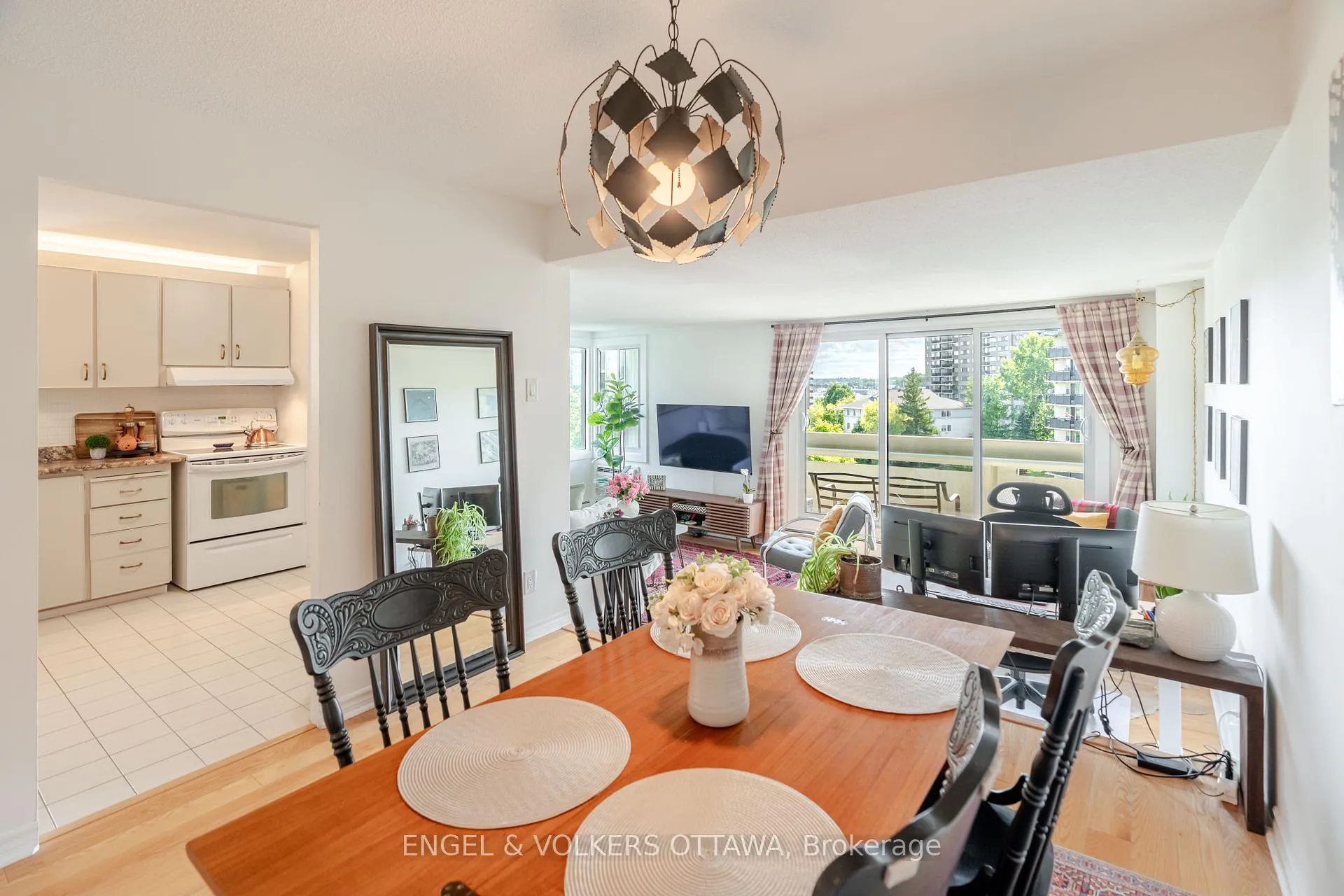Photo 12 of Unit 606, 1171 Ambleside Drive, Ottawa, Woodroffe — HOMEH