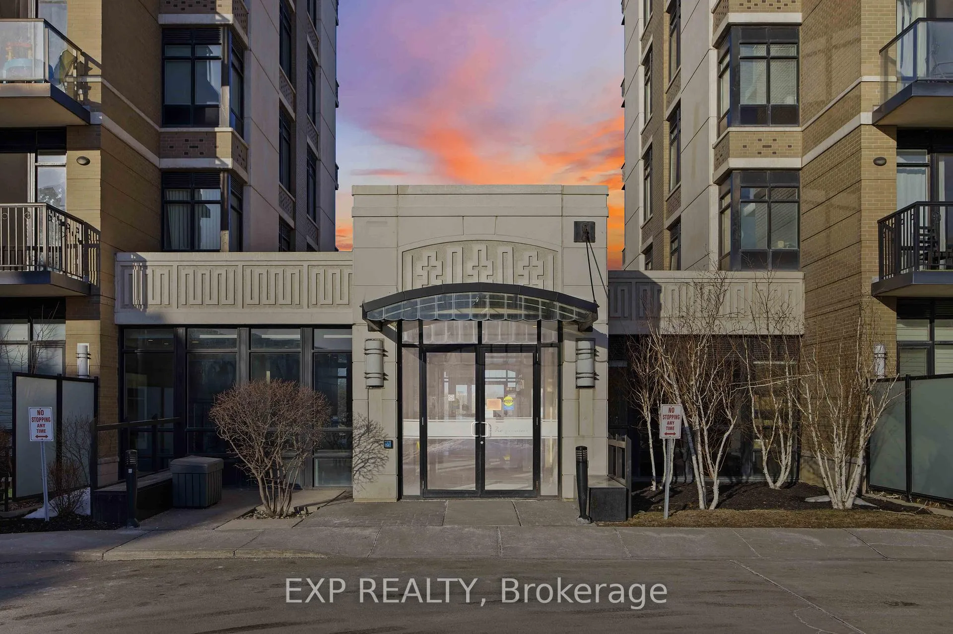 Photo 1 of Unit 617, 151 Upper Duke Crescent, Markham, Unionville — HOMEH
