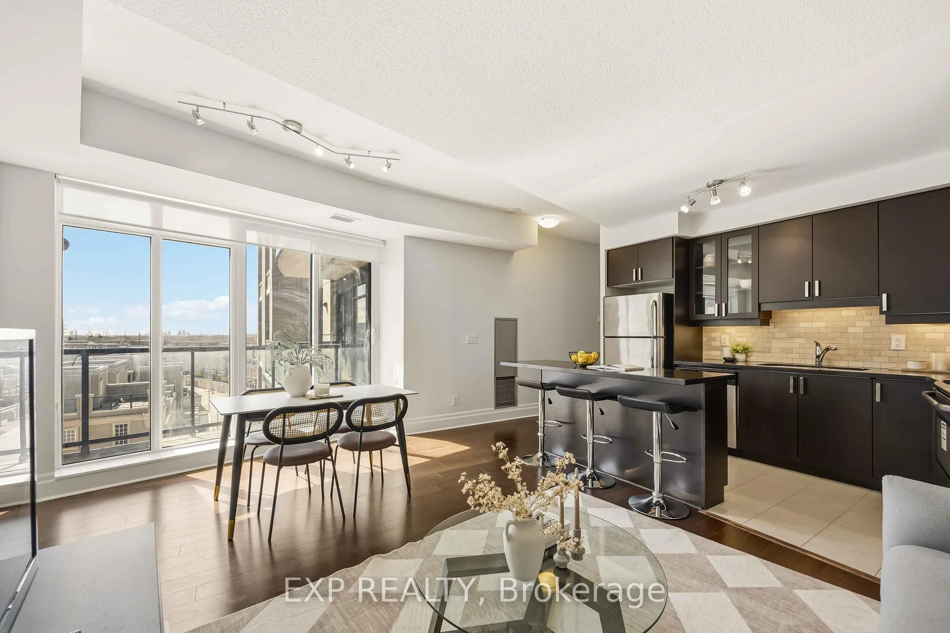 Photo 9 of Unit 617, 151 Upper Duke Crescent, Markham, Unionville — HOMEH