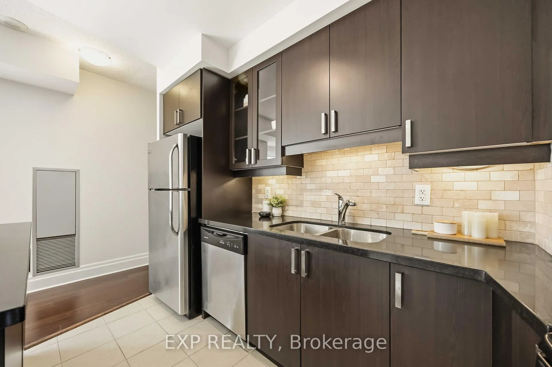 Photo 18 of Unit 617, 151 Upper Duke Crescent, Markham, Unionville — HOMEH