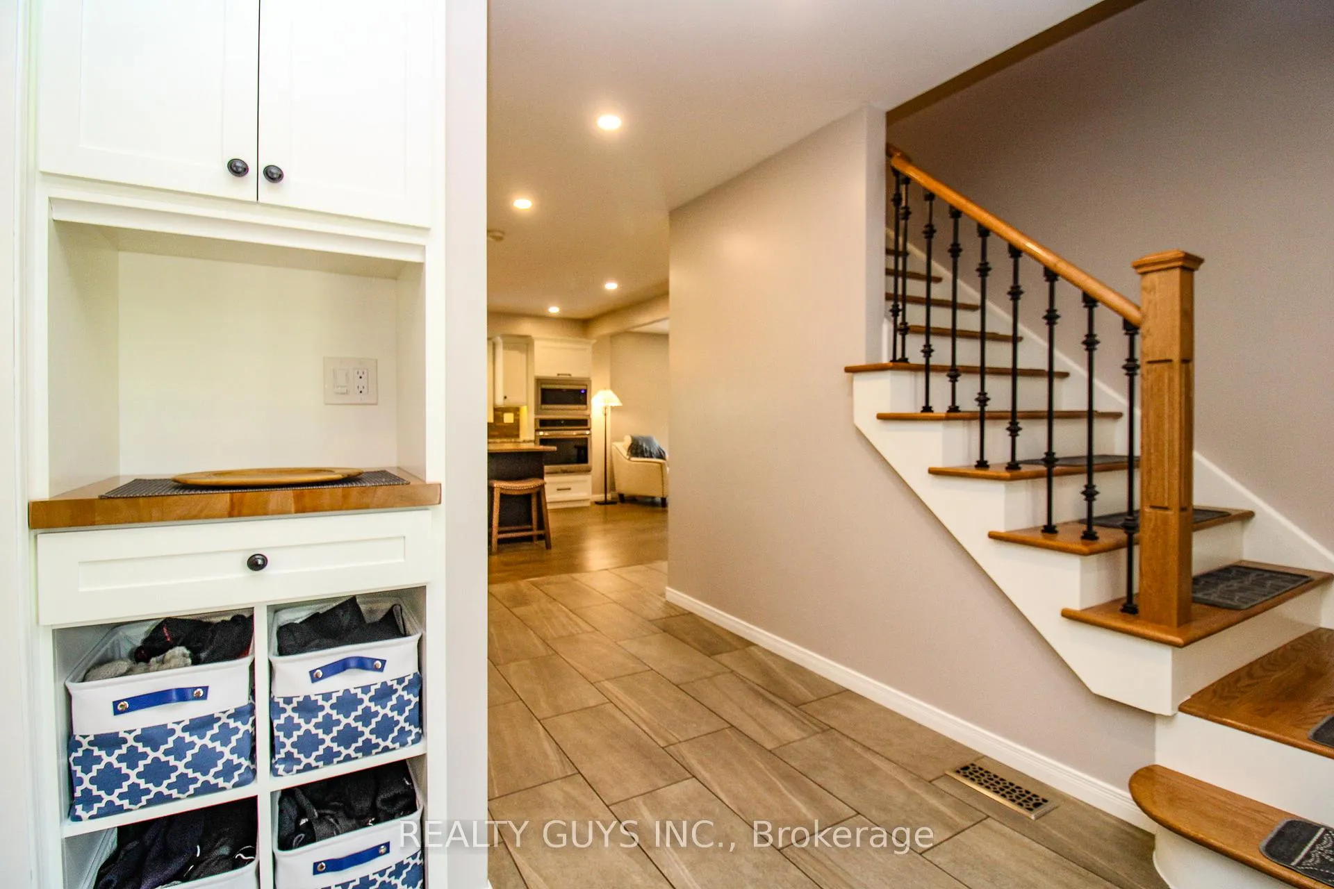Photo 16 of 2515 Farmcrest Avenue, Peterborough, Ashburnham Ward 4 — HOMEH