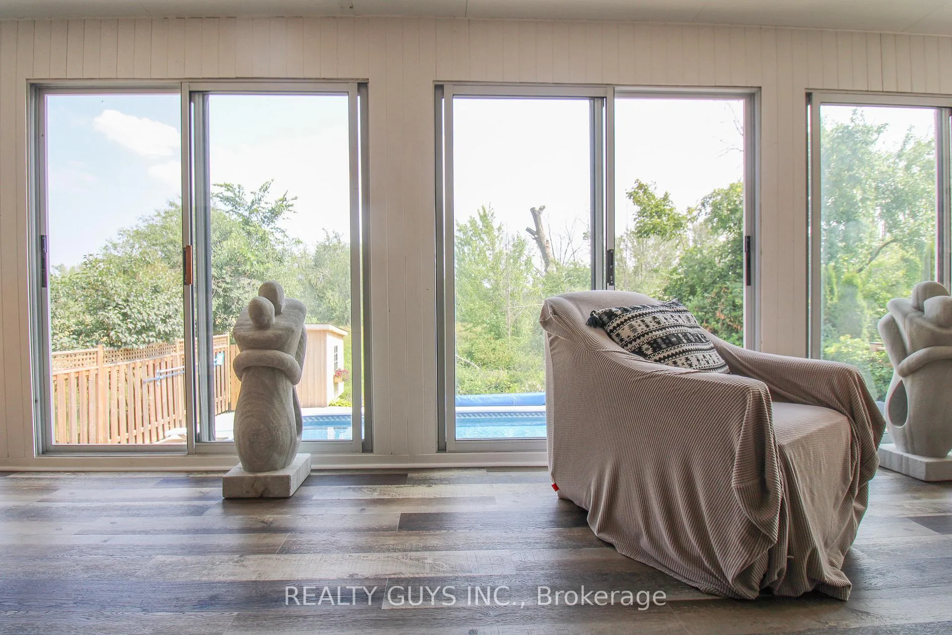 Photo 28 of 2515 Farmcrest Avenue, Peterborough, Ashburnham Ward 4 — HOMEH