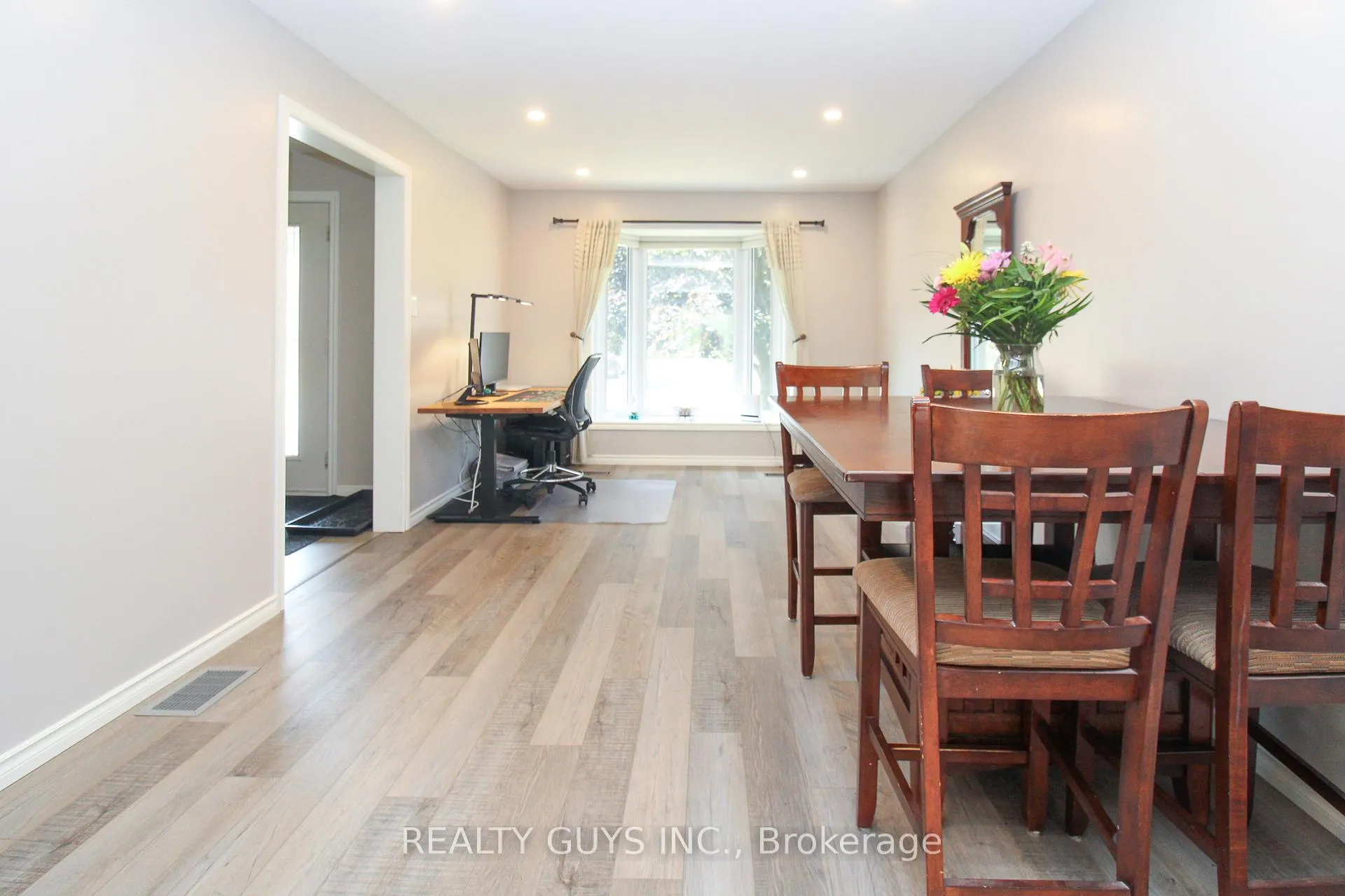 Photo 32 of 2515 Farmcrest Avenue, Peterborough, Ashburnham Ward 4 — HOMEH