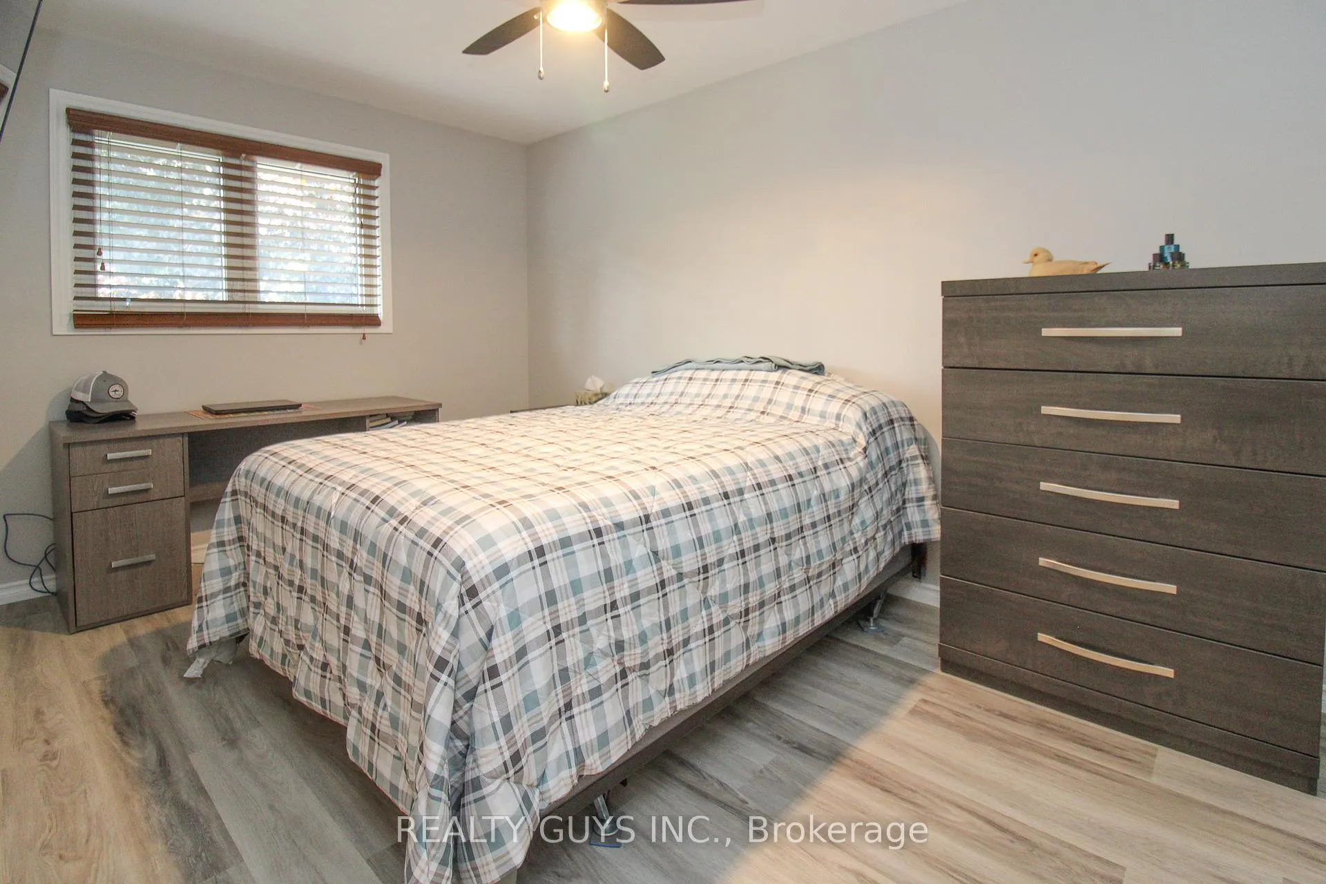 Photo 41 of 2515 Farmcrest Avenue, Peterborough, Ashburnham Ward 4 — HOMEH