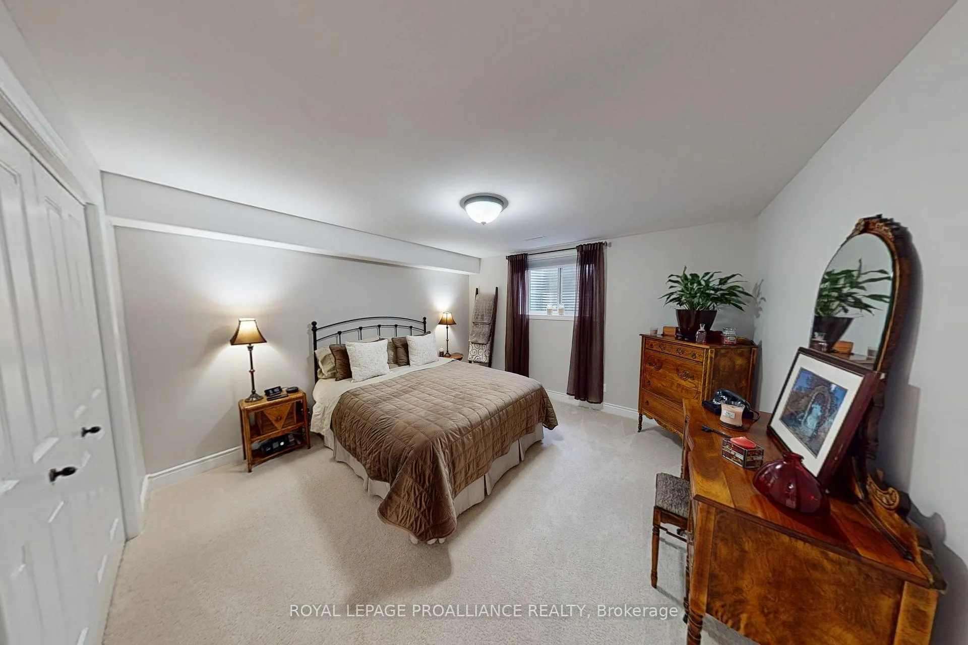 Photo 18 of 37 Farmington Crescent, Belleville, Thurlow Ward — HOMEH