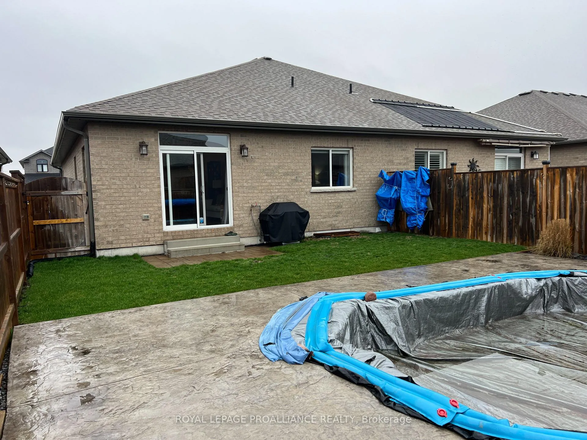 Photo 26 of 37 Farmington Crescent, Belleville, Thurlow Ward — HOMEH
