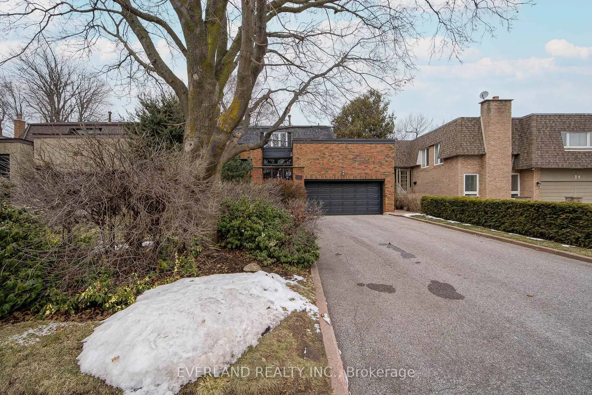 Photo 3 of 22 Hagerman Boulevard, Markham, Unionville — HOMEH