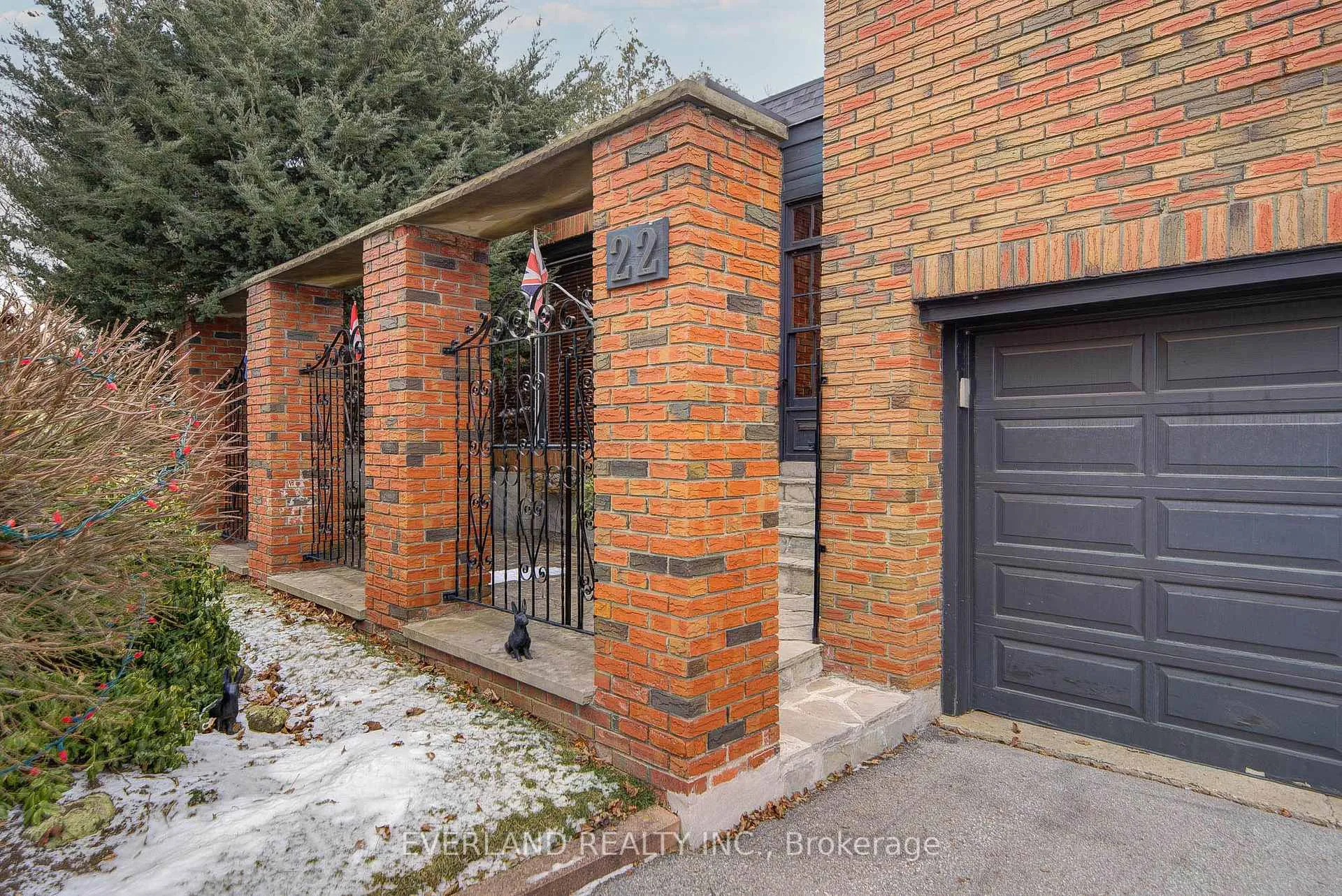 Photo 4 of 22 Hagerman Boulevard, Markham, Unionville — HOMEH