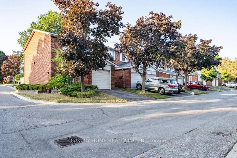 Photo 1 of Unit 451, 4 Harper Way, Markham, Aileen-Willowbrook — HOMEH