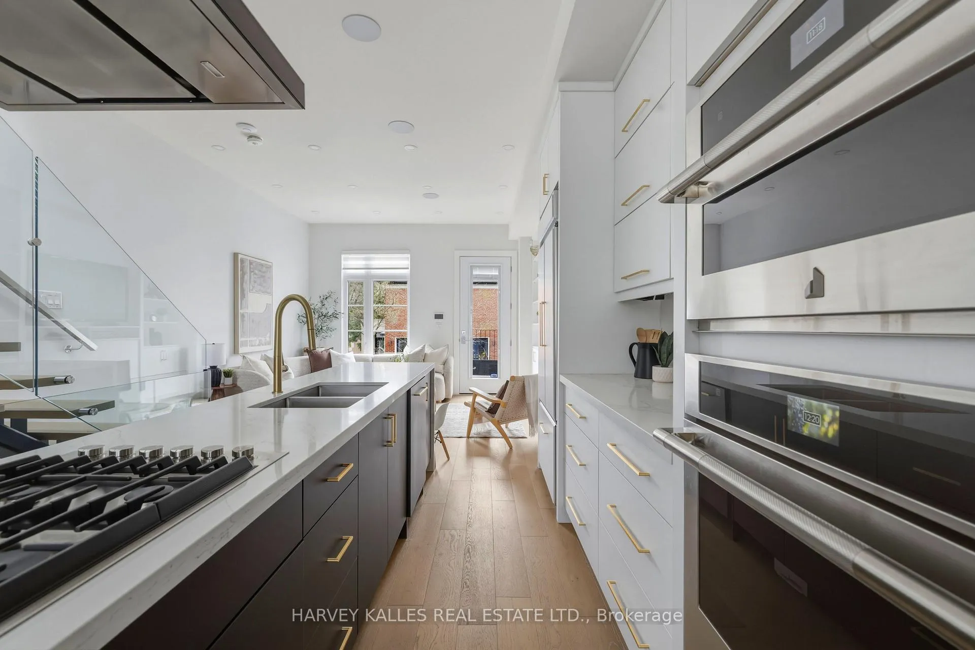 Photo 12 of 599 Soudan Avenue, Toronto, Mount Pleasant East — HOMEH