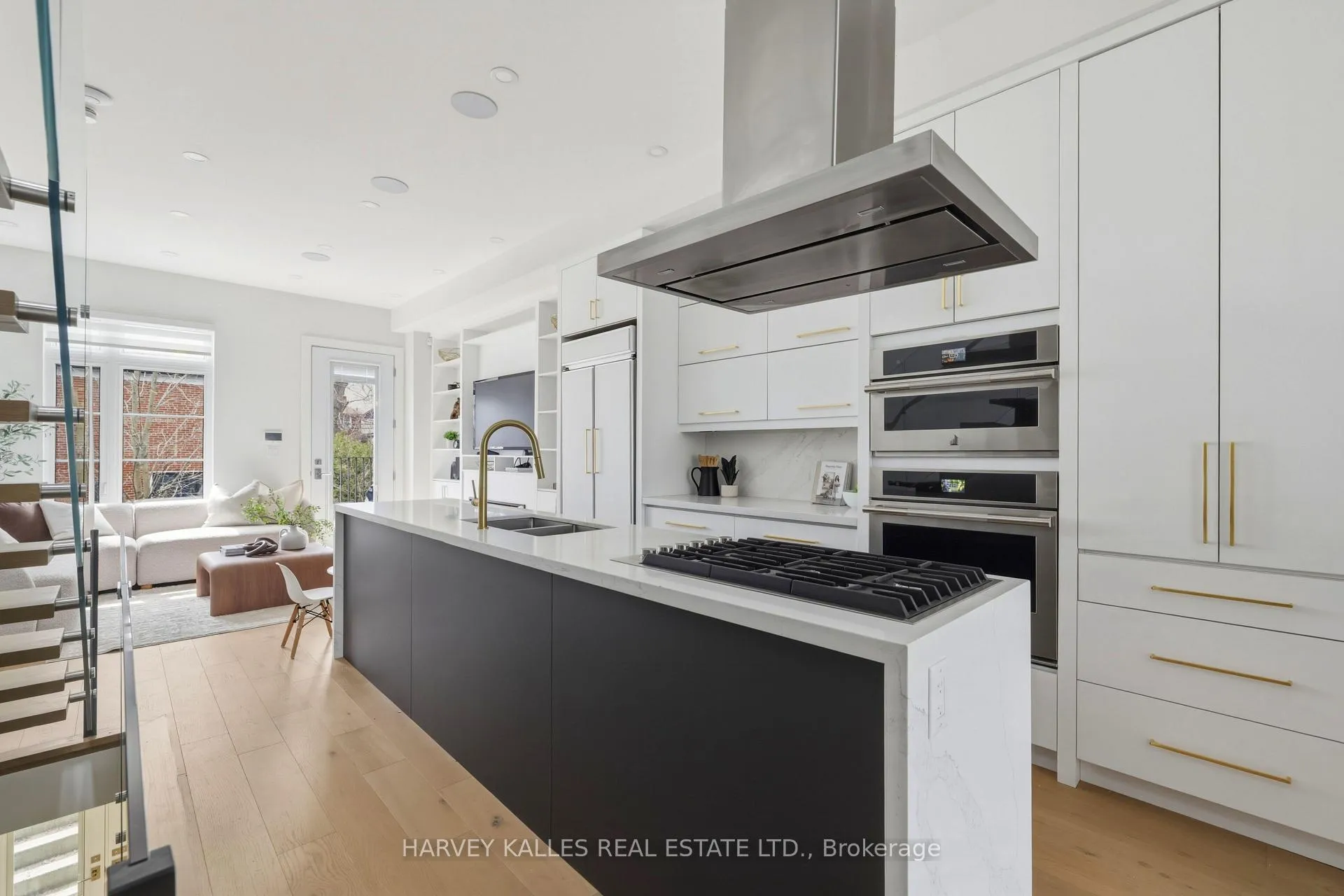 Photo 13 of 599 Soudan Avenue, Toronto, Mount Pleasant East — HOMEH