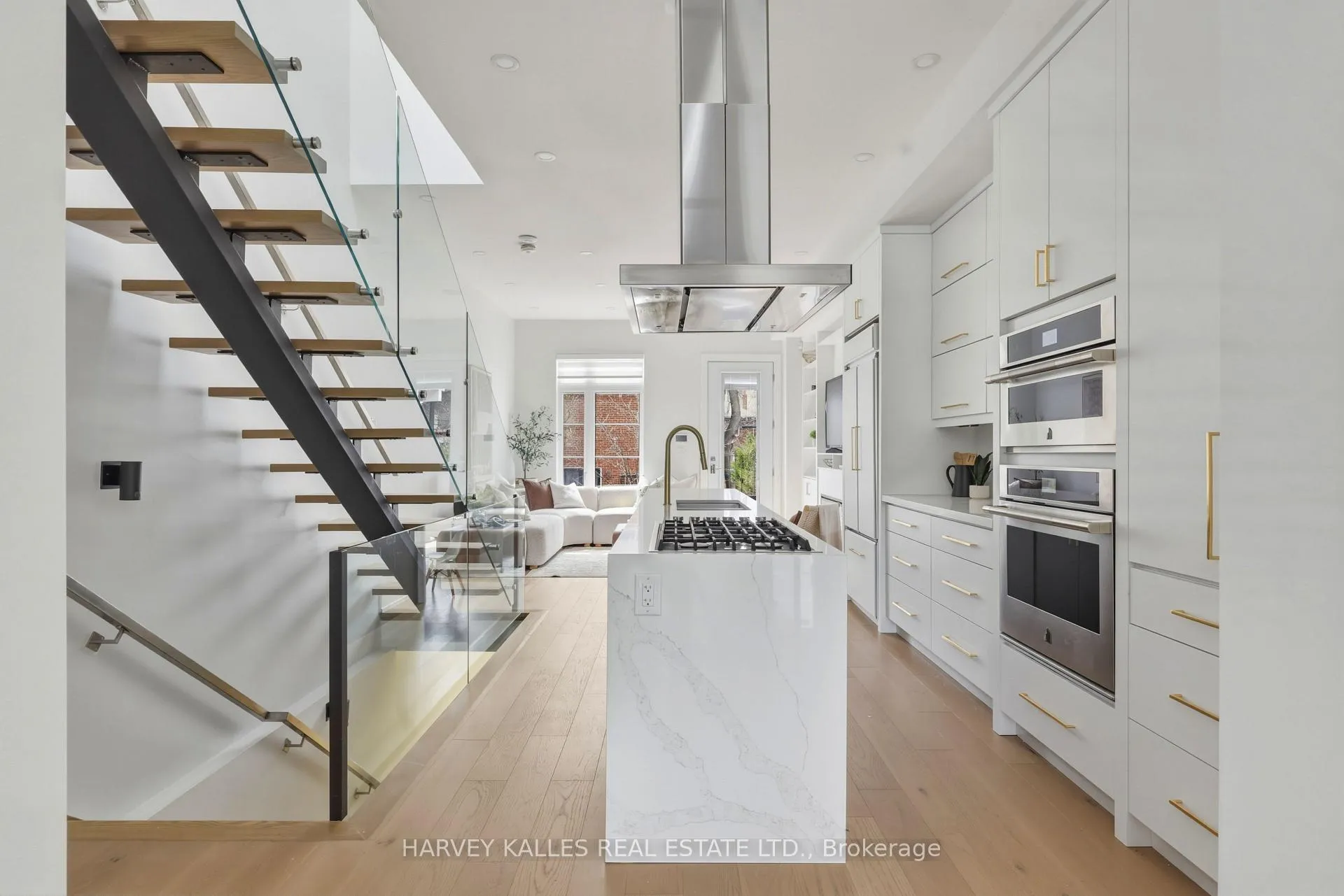 Photo 14 of 599 Soudan Avenue, Toronto, Mount Pleasant East — HOMEH