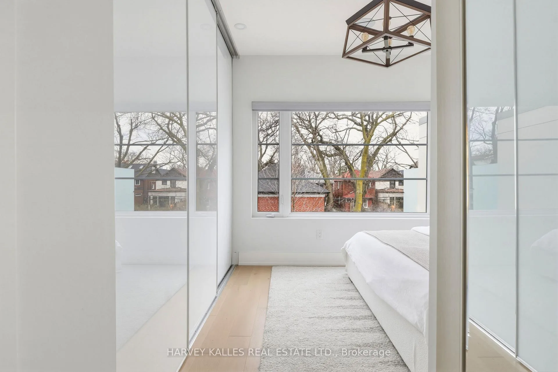 Photo 33 of 599 Soudan Avenue, Toronto, Mount Pleasant East — HOMEH